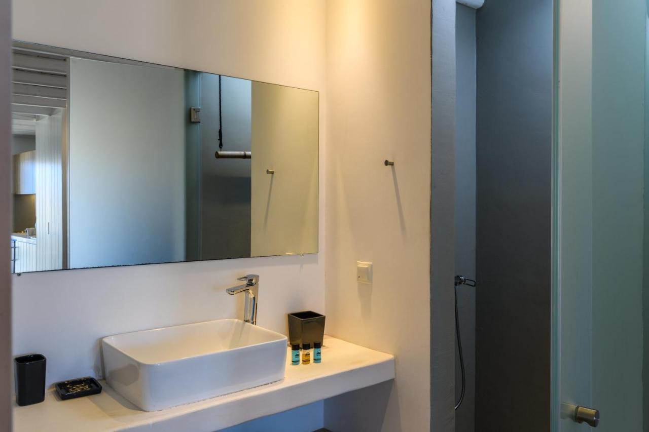 Ultramare Superior Suites With Seaview Mykonos Town ภายนอก รูปภาพ